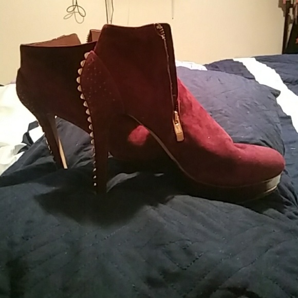 Boots!! - Picture 3 of 4